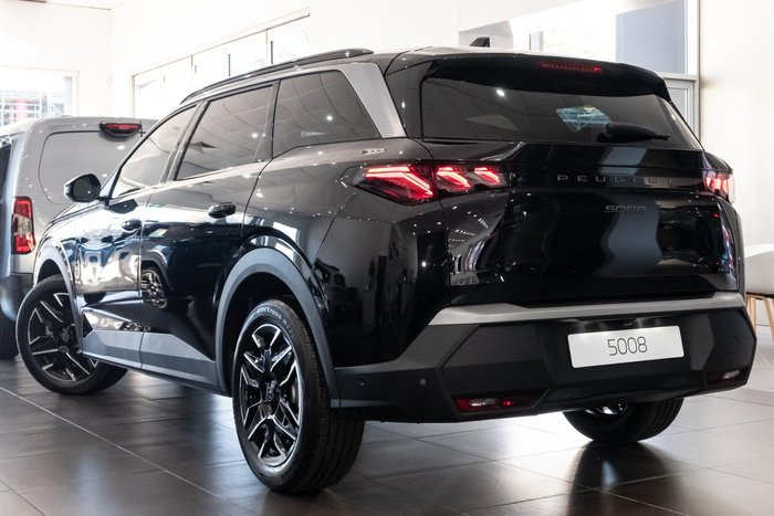 2025 Peugeot 5008 GT Premium Hybrid
