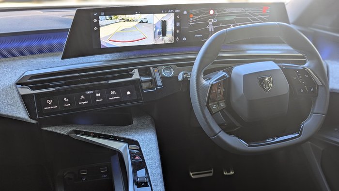 2025 Peugeot 5008 GT Premium Hybrid