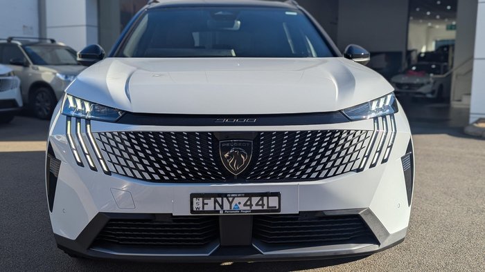 2025 Peugeot 5008 GT Premium Hybrid