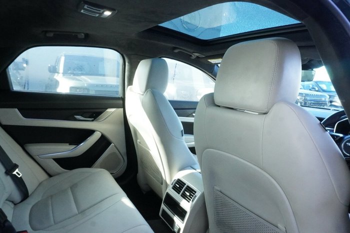 2021 Jaguar XF P300 R-Dynamic HSE