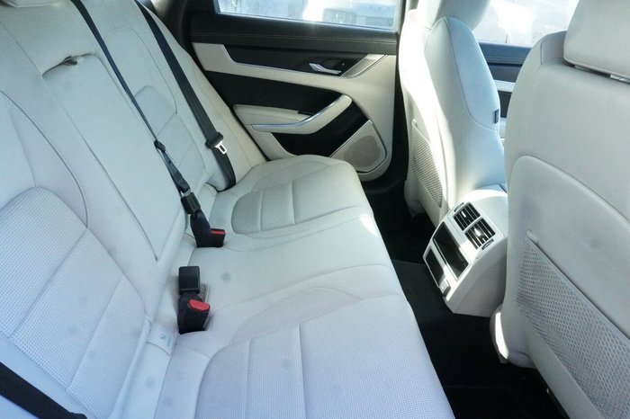 2021 Jaguar XF P300 R-Dynamic HSE