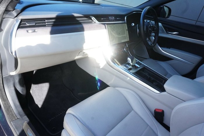 2021 Jaguar XF P300 R-Dynamic HSE