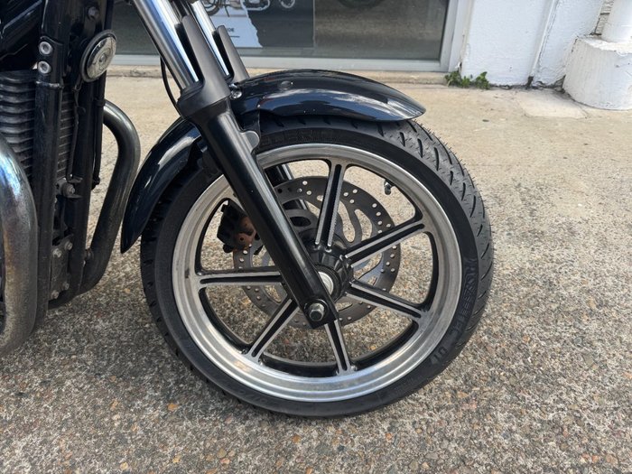 2016 Triumph BONNEVILLE Phantom Black