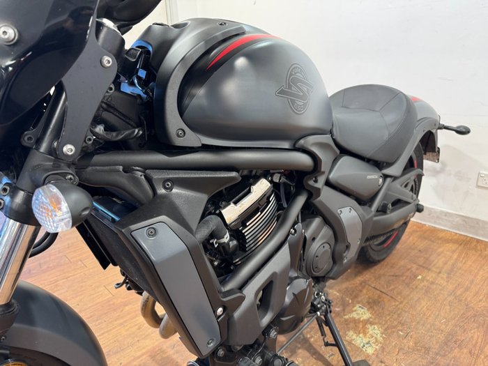 2023 Kawasaki VULCAN S Black/red
