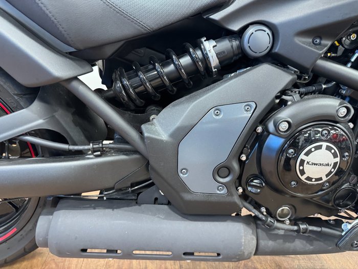 2023 Kawasaki VULCAN S Black/red