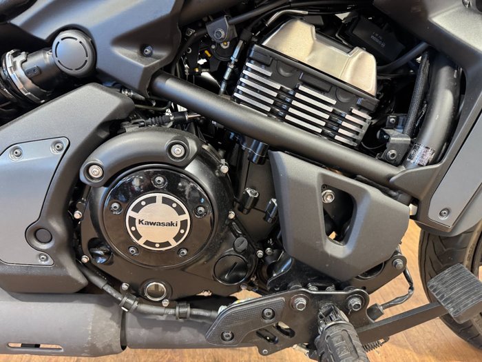 2023 Kawasaki VULCAN S Black/red