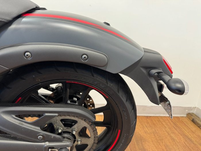 2023 Kawasaki VULCAN S Black/red