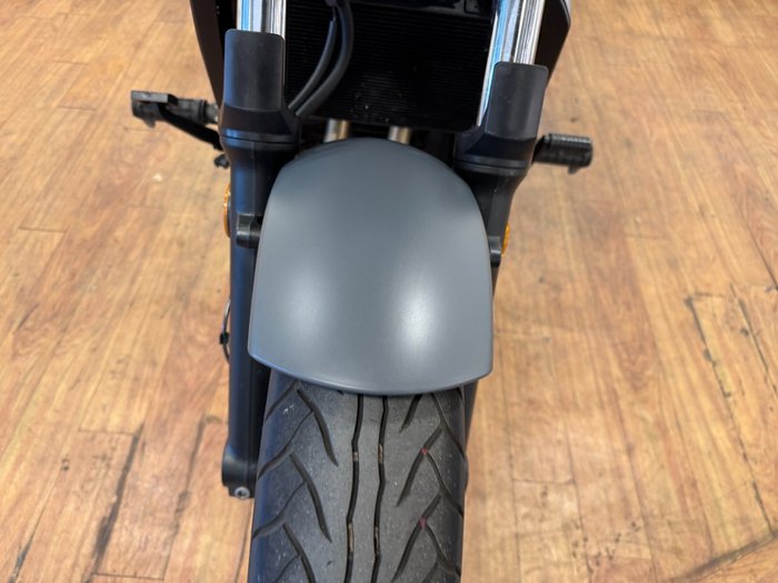2023 Kawasaki VULCAN S Black/red