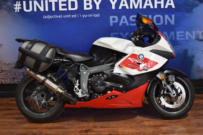 2014 BMW Motorrad K1300 S DRAGON RED/WHITE