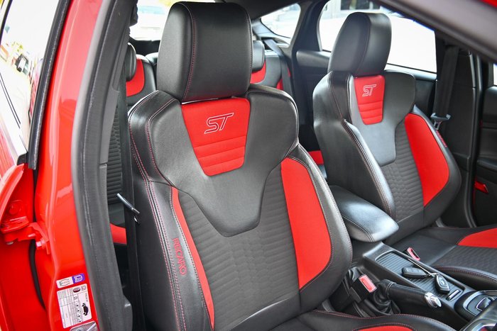 2017 Ford Focus ST