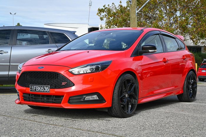 2017 Ford Focus ST