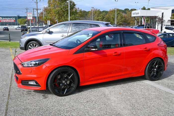 2017 Ford Focus ST
