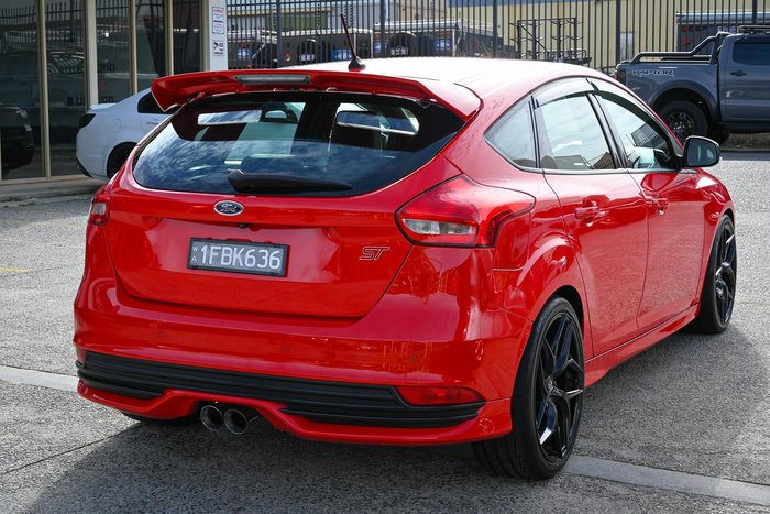 2017 Ford Focus ST