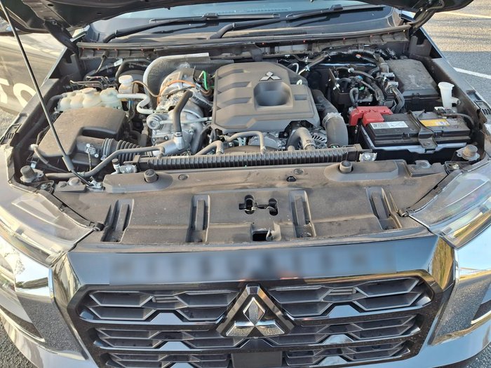 2024 Mitsubishi Triton GLS