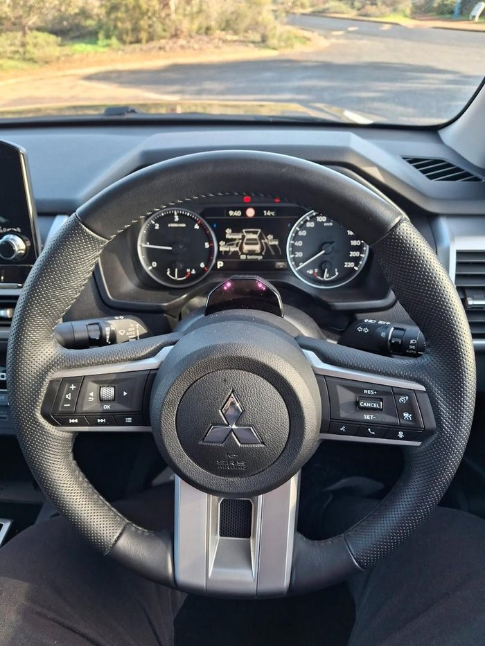2024 Mitsubishi Triton GLS