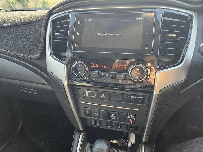 2022 Mitsubishi Triton GLS