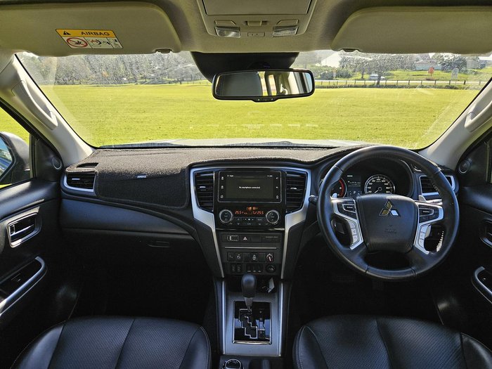 2022 Mitsubishi Triton GLS