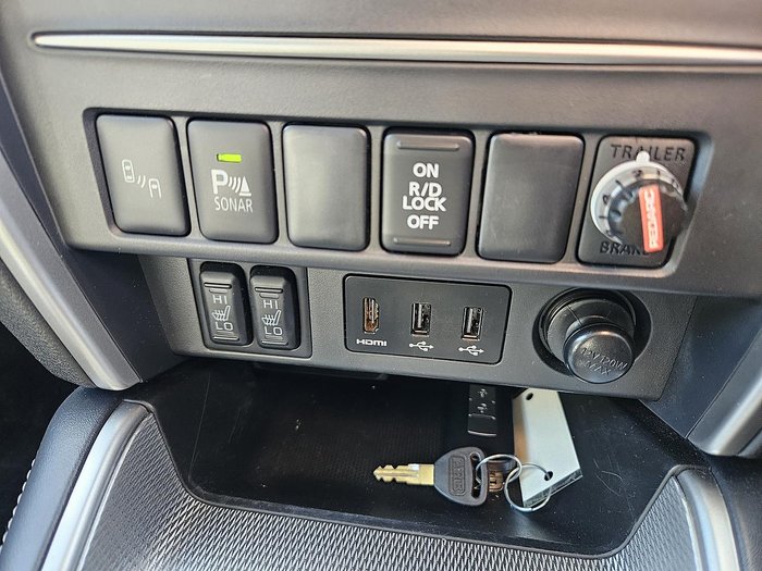 2022 Mitsubishi Triton GLS