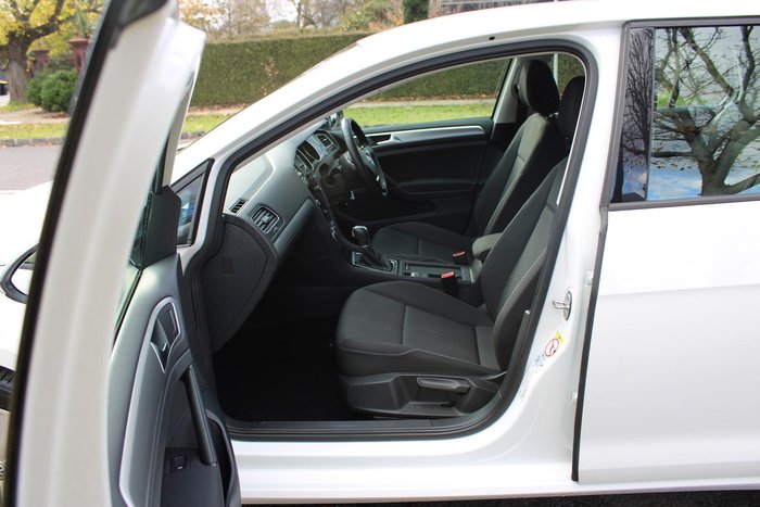 2020 Volkswagen Golf 110TSI Trendline 7.5 MY20 Pure White