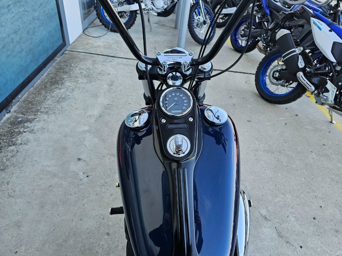 2013 HARLEY-DAVIDSON FXDB STREET BOB Blue