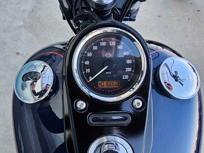 2013 HARLEY-DAVIDSON FXDB STREET BOB Blue