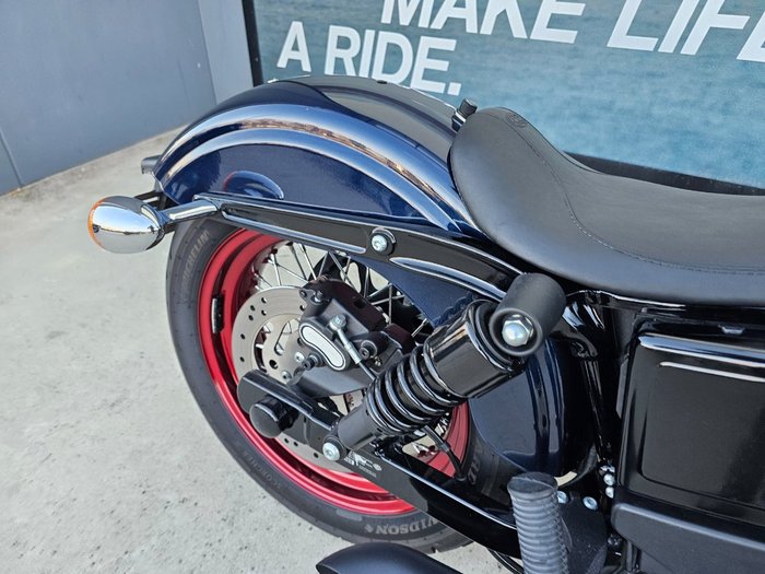 2013 HARLEY-DAVIDSON FXDB STREET BOB Blue