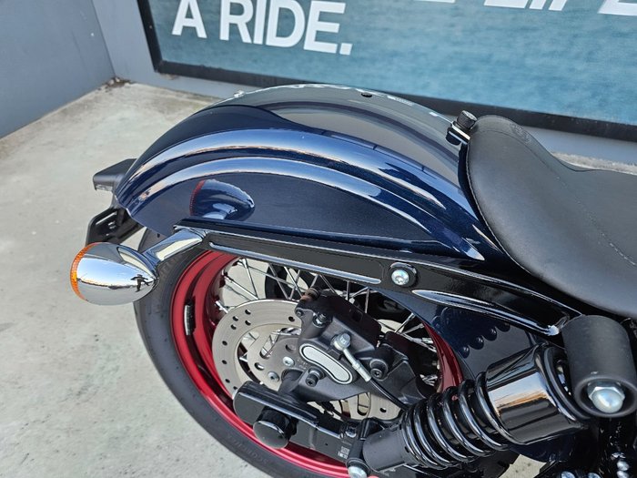 2013 HARLEY-DAVIDSON FXDB STREET BOB Blue