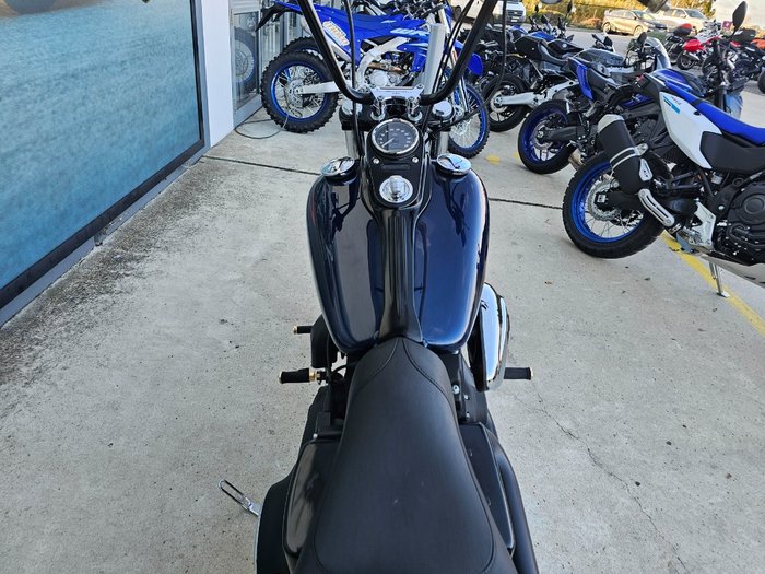 2013 HARLEY-DAVIDSON FXDB STREET BOB Blue
