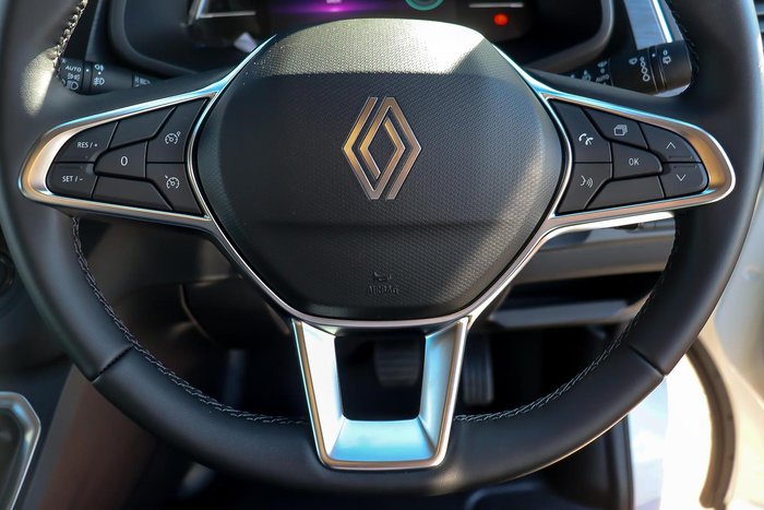 2025 Renault Trafic Premium