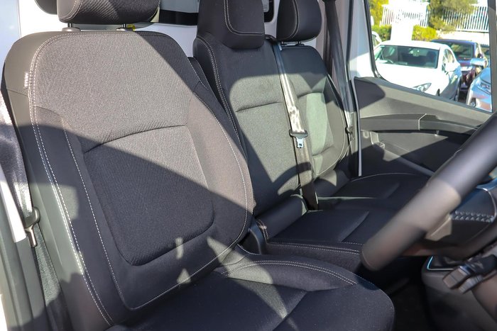 2025 Renault Trafic Premium