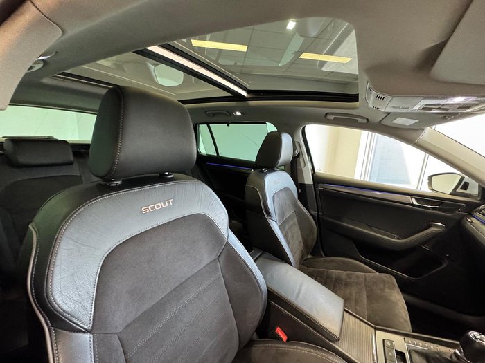 2020 SKODA Superb 200TSI Scout