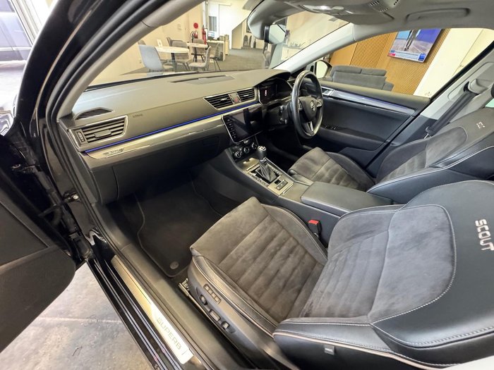 2020 SKODA Superb 200TSI Scout