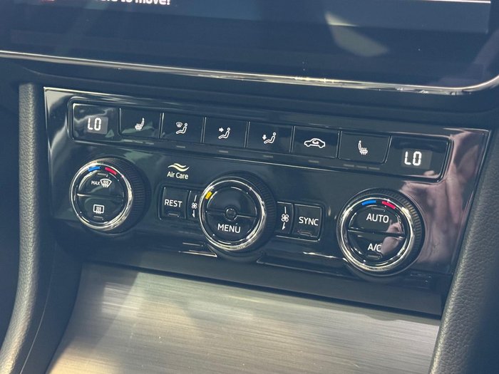 2020 SKODA Superb 200TSI Scout