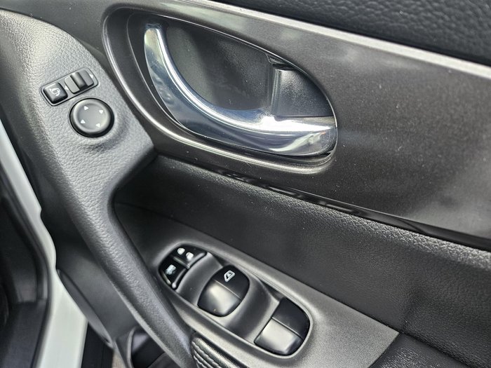 2021 Nissan X-TRAIL TS