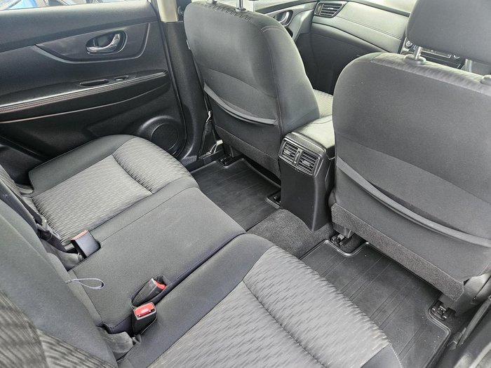 2021 Nissan X-TRAIL TS