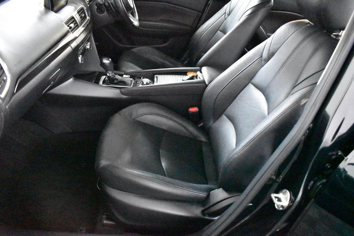 2018 Mazda 3 SP25 GT