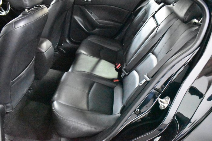 2018 Mazda 3 SP25 GT