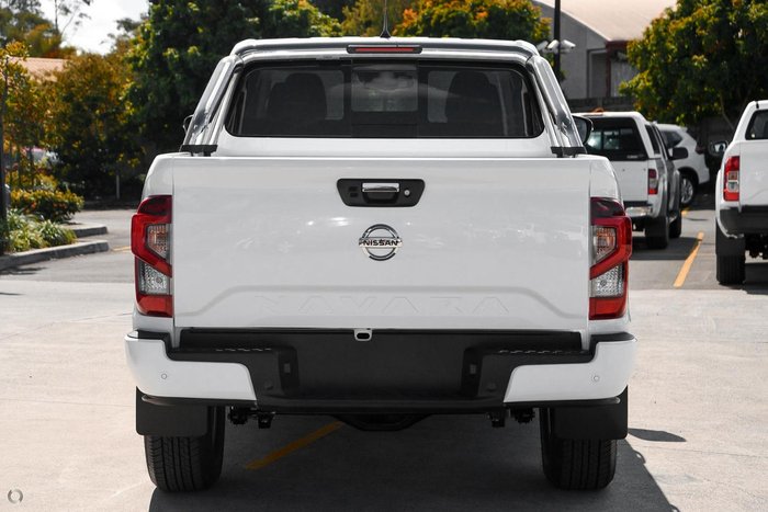 2022 Nissan Navara ST