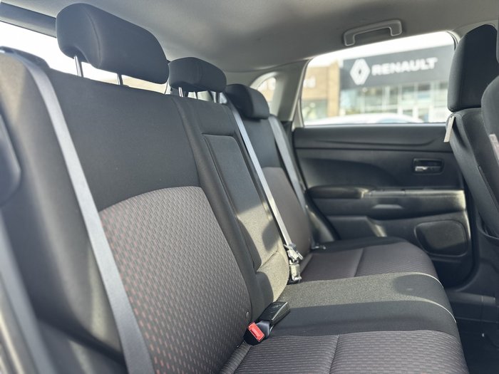 2019 Mitsubishi ASX ES