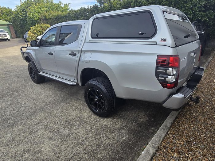 2019 Mitsubishi Triton GLX+