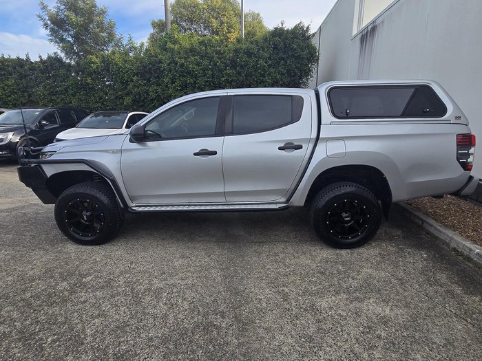 2019 Mitsubishi Triton GLX+