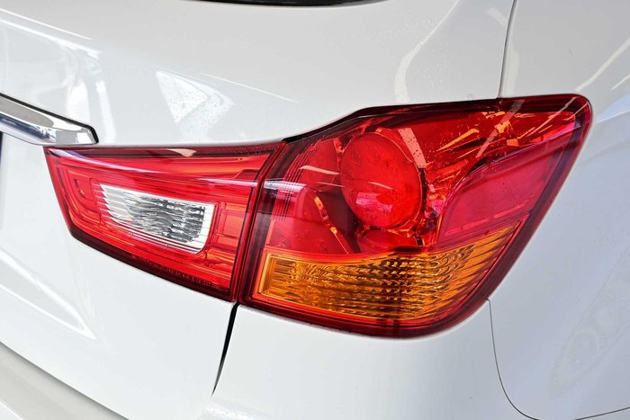 2018 Mitsubishi ASX ES