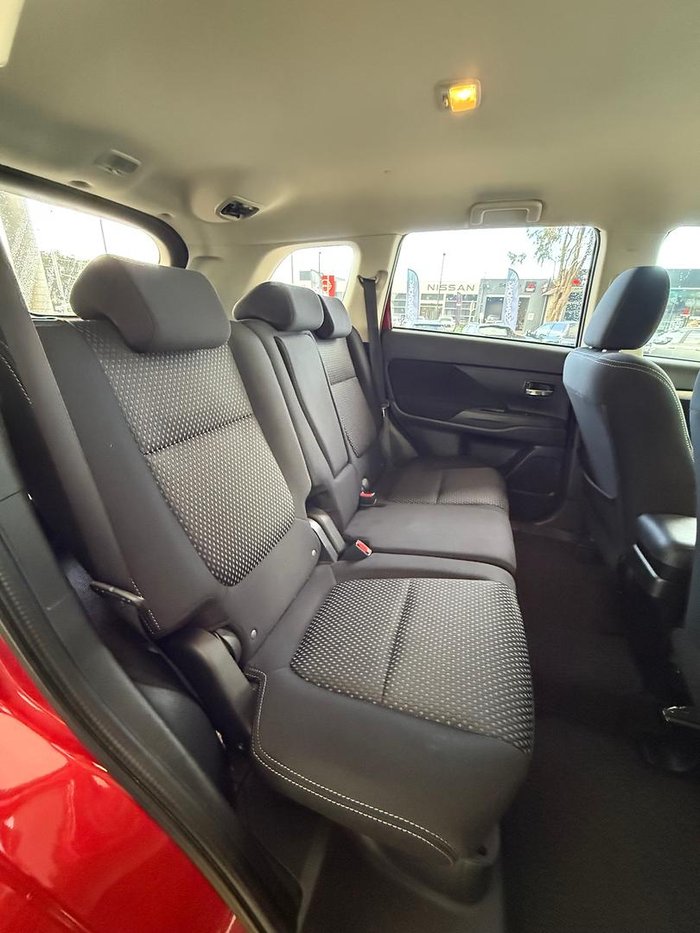 2016 Mitsubishi Outlander LS