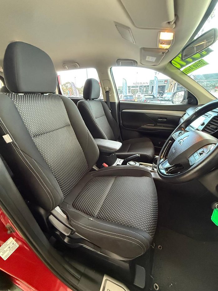2016 Mitsubishi Outlander LS