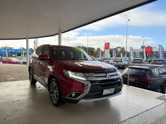 2016 Mitsubishi Outlander LS