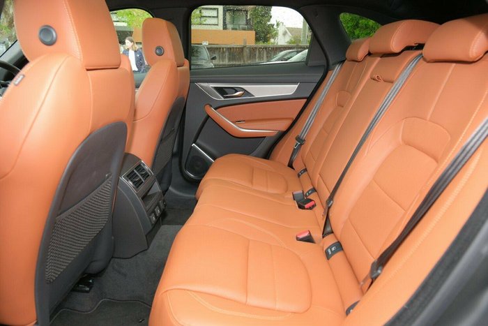 2025 Jaguar F-PACE P250 R-Dynamic SE 90th Anniversary Edition X761 MY26 AWD Santorini Black