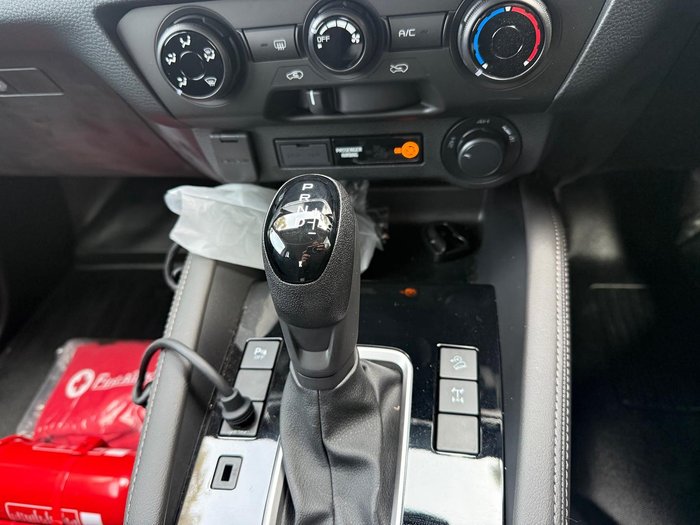 2023 Mazda BT-50 XT