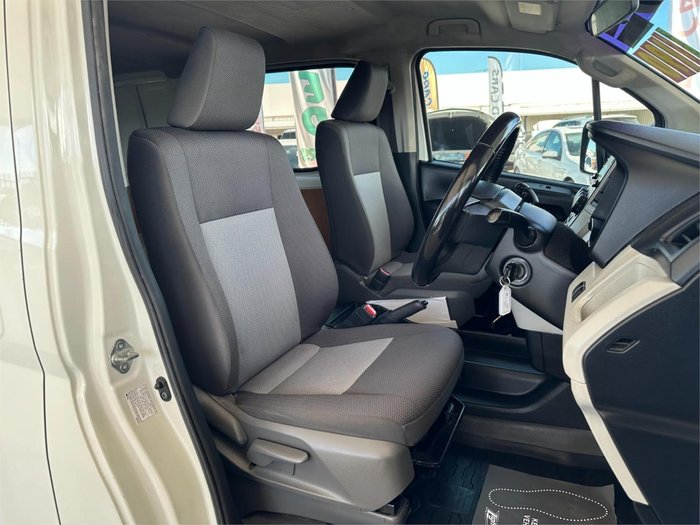 2021 Toyota Hiace 