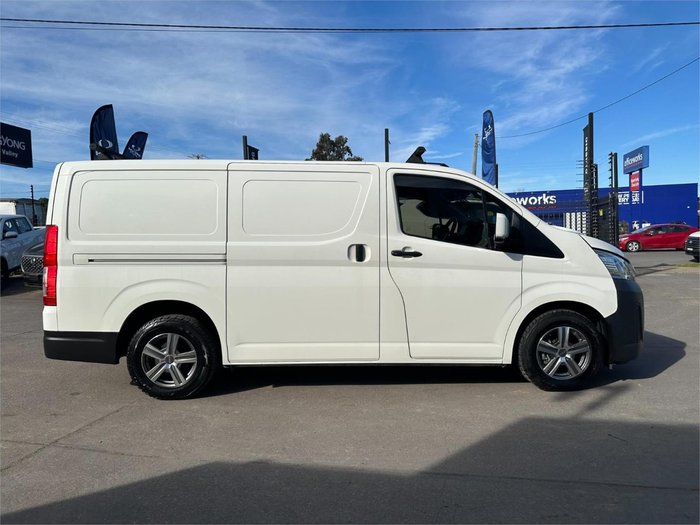 2021 Toyota Hiace 