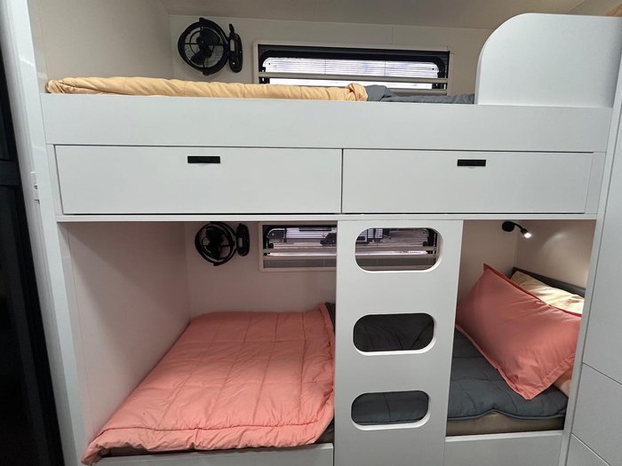 2025 Goldstream 2050 Bunk Adventure